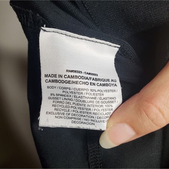 Nike Dri-Fit Black Capri Compression Leggings Women's Size Extra Small - Picture 9 of 14